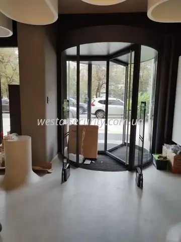 Монтаж протикрадіжної системи у магазині — Westa-Security